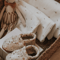 The Printed Hat - Rosebud