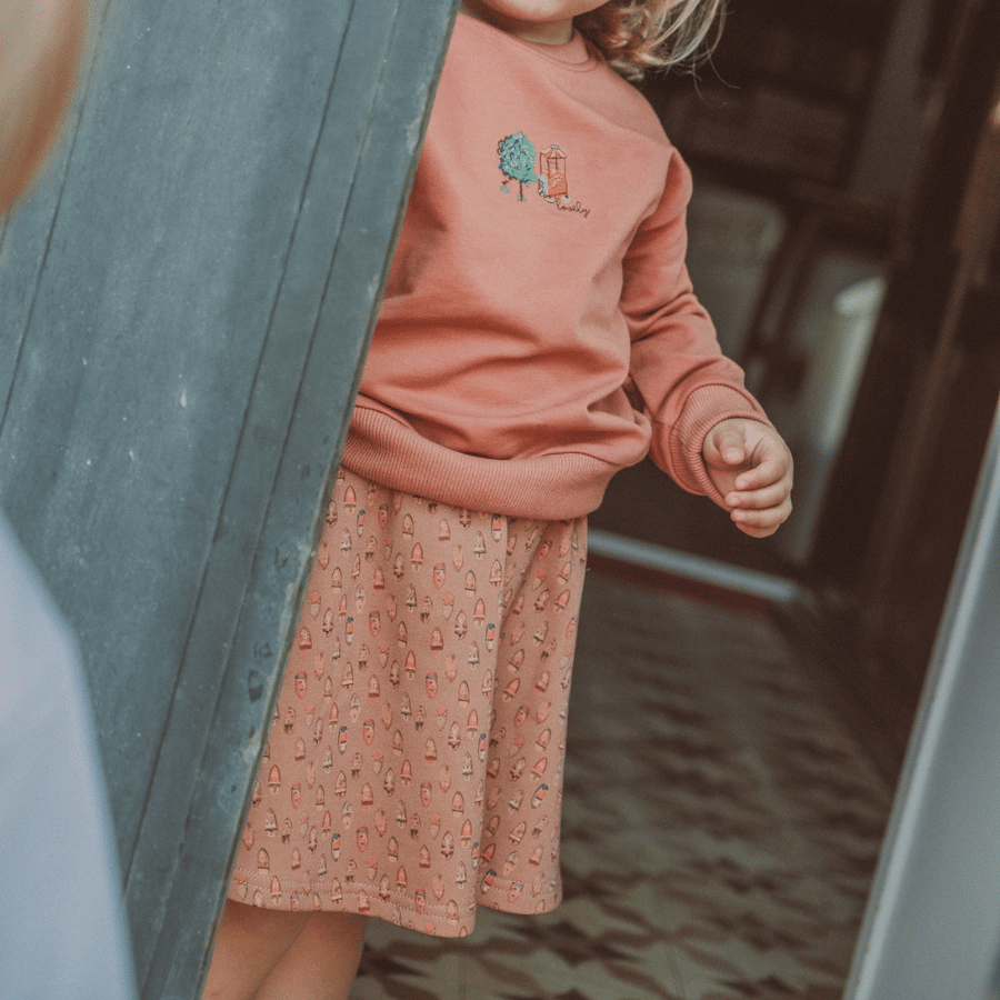 The Printed Skirt - Dutch Shoes