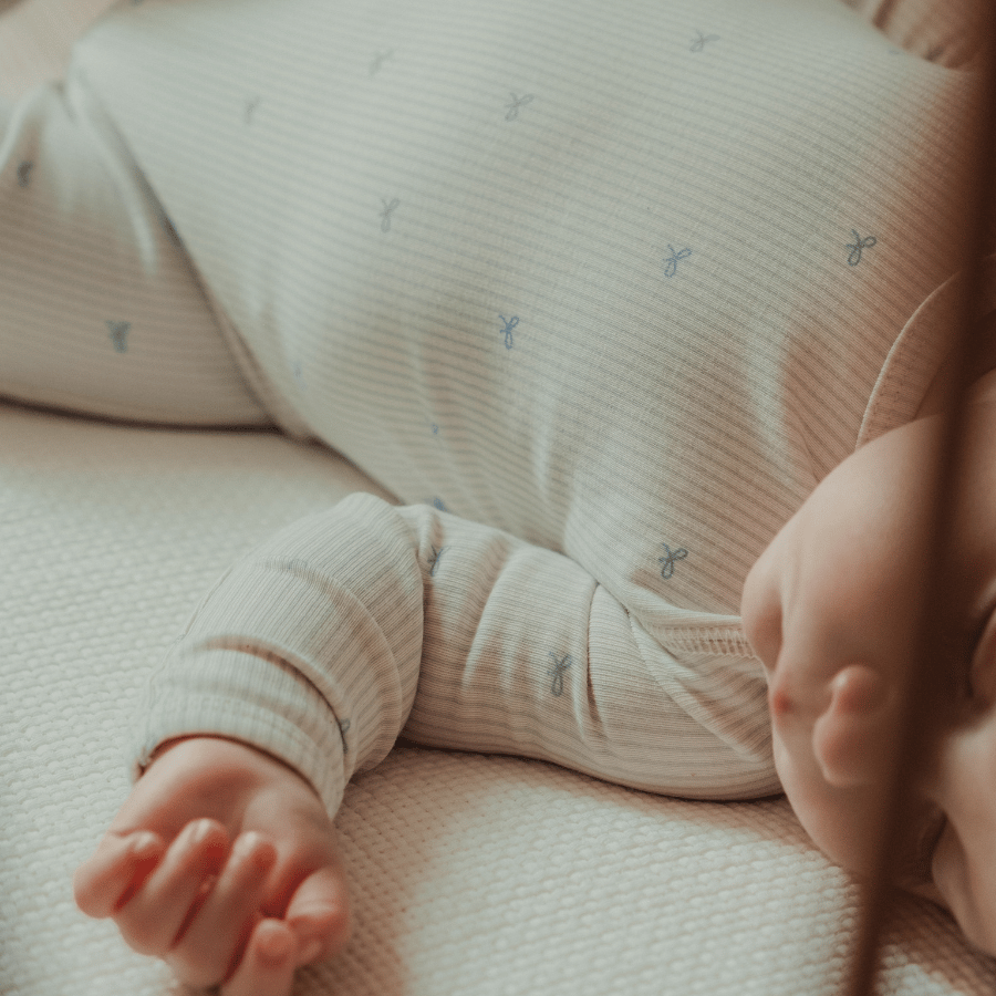 The Printed Hat - Blue Bow