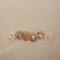 FRIGG Natural Rubber Cinnamon Charm Pacifier 6-Pack